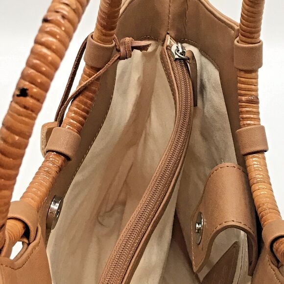 Fossil Hibiscus Boat Double Bamboo Handle Bag Floral Purse 75082 Key Charm - Picture 10 of 11